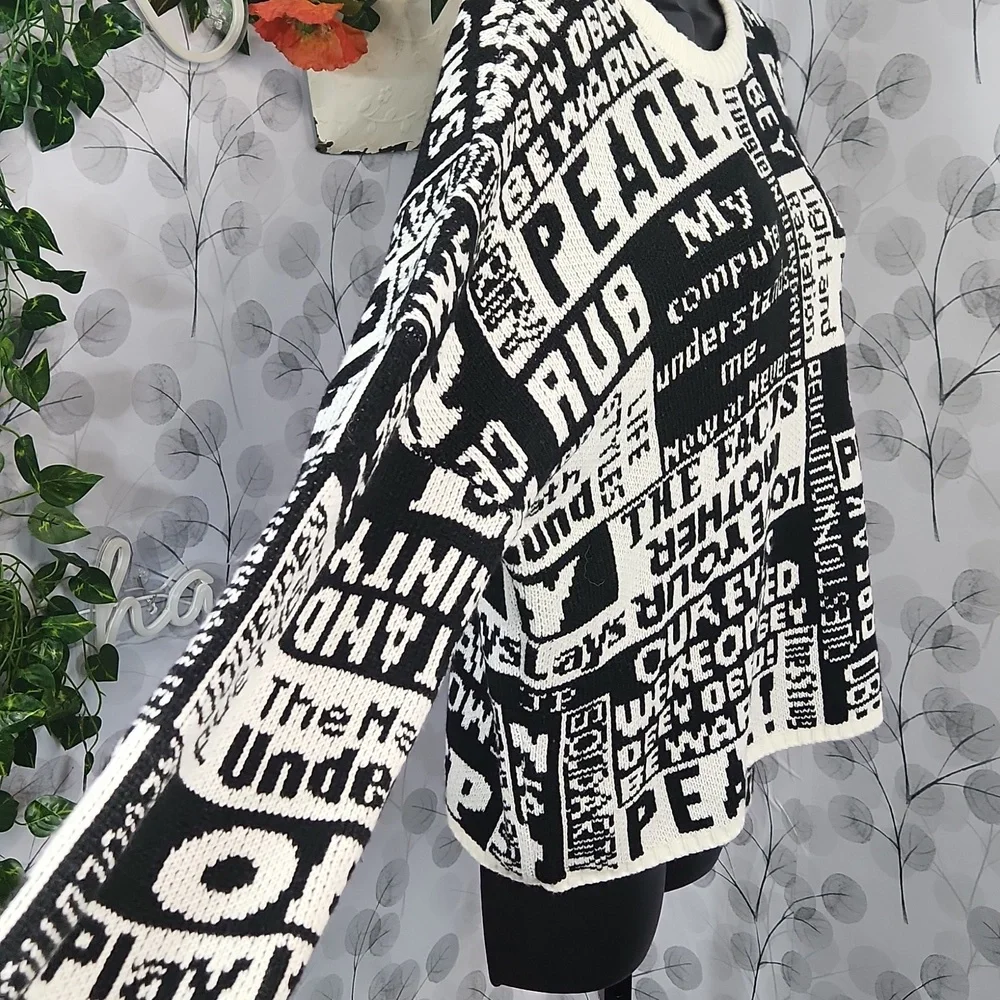 Obey Black & White Newsprint "Peace" Crewneck Sweater - Picture 4 of 7